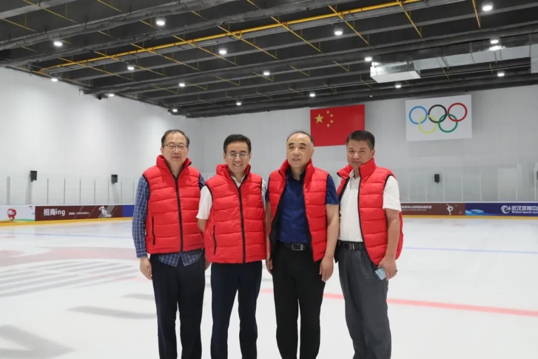 大连金普新区纪检监察工委一行 来公司考察交流