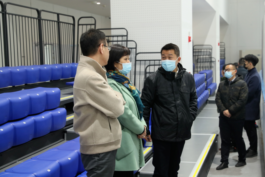 区领导梅华来公司调研第八届全国大众冰雪季武汉主会场启动仪式、赛事场馆筹备工作