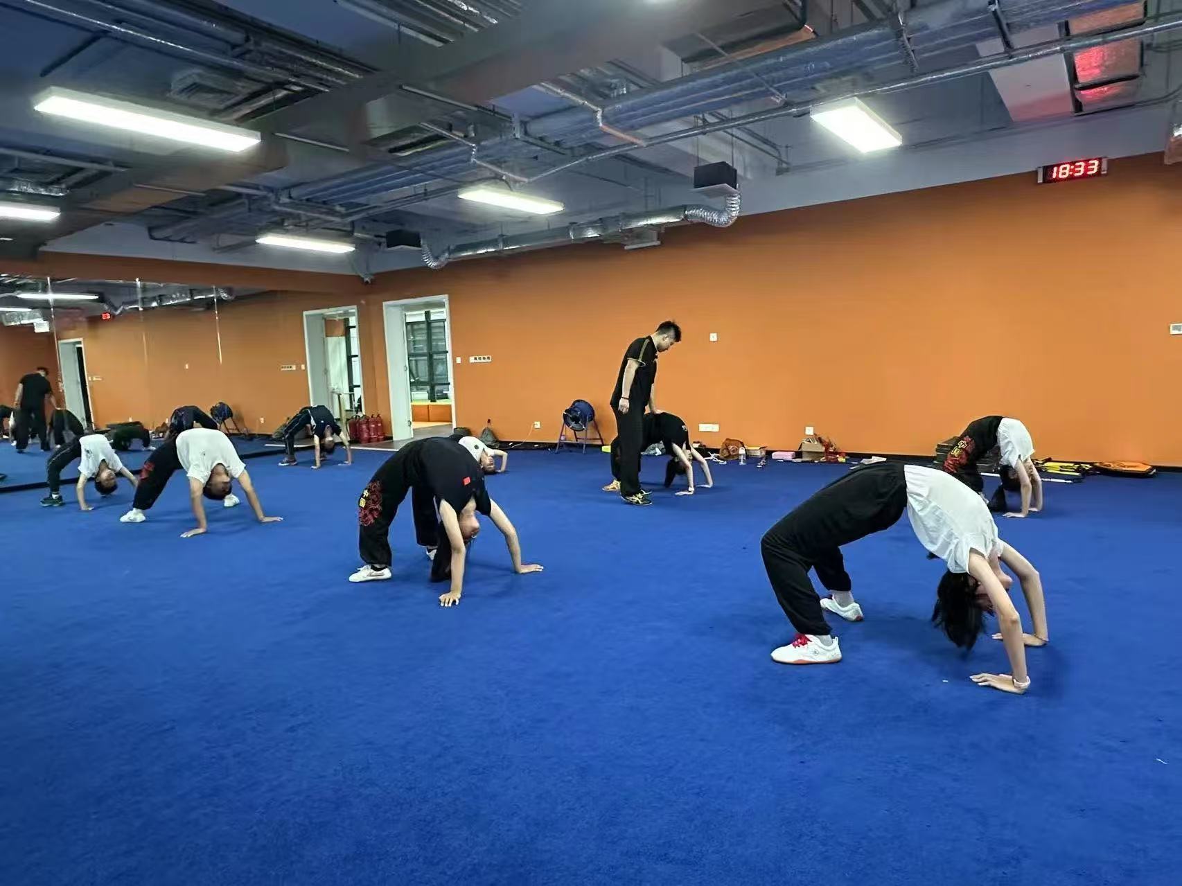 【阳光体育】汗流浃背却从不放弃！武术运动中藏着孩子成功的密码