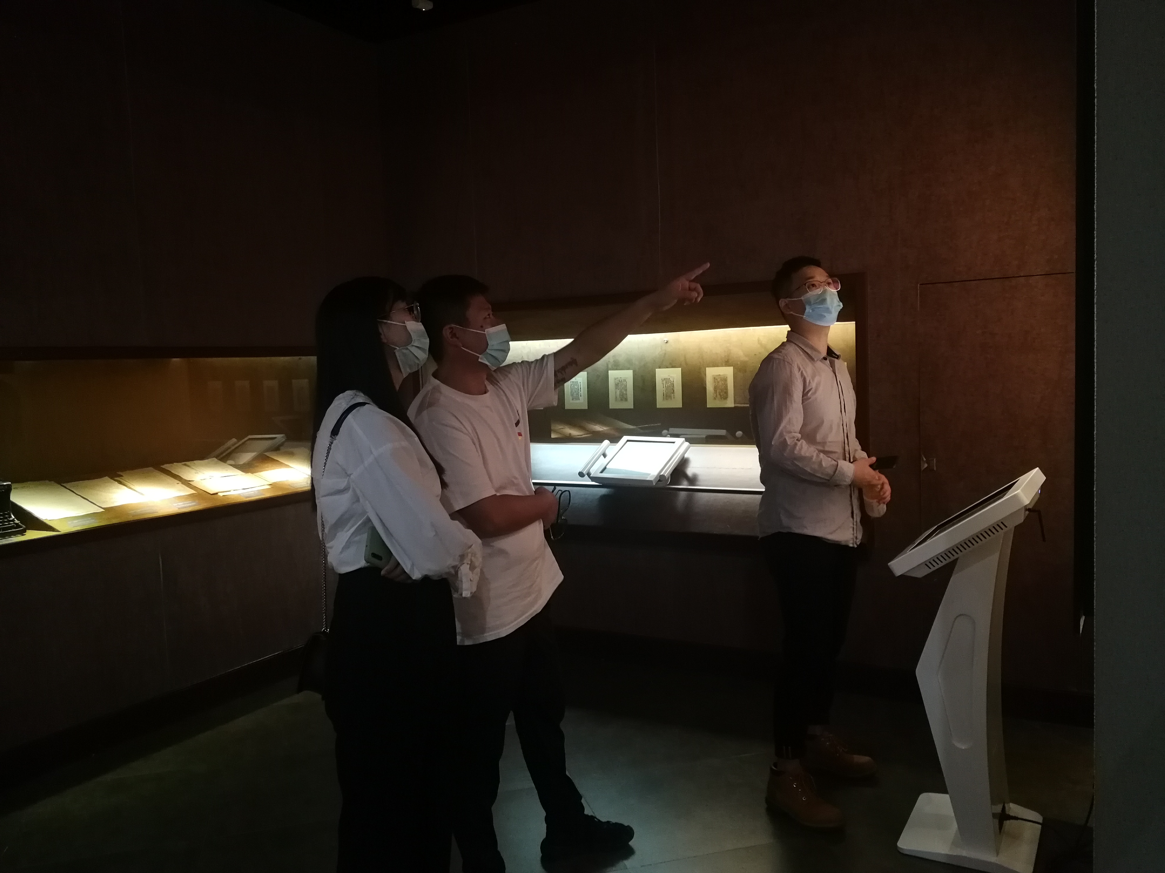 聆听历史足音，缅怀峥嵘岁月 公司员工参观武汉革命博物馆(图3)