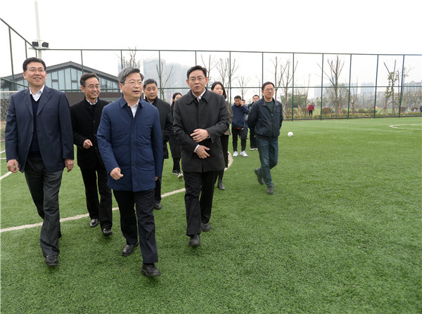 足球的温度——武汉˙中国车都城市足球公园开放一周年纪略(图1)
