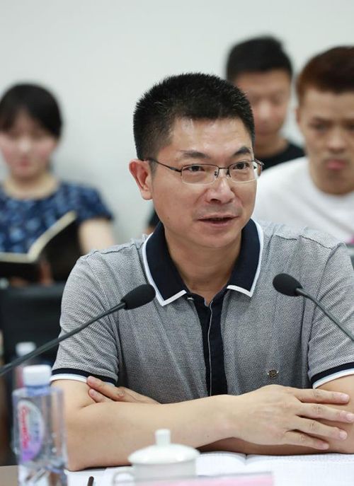 武汉体育中心召开半年经济工作会(图3)