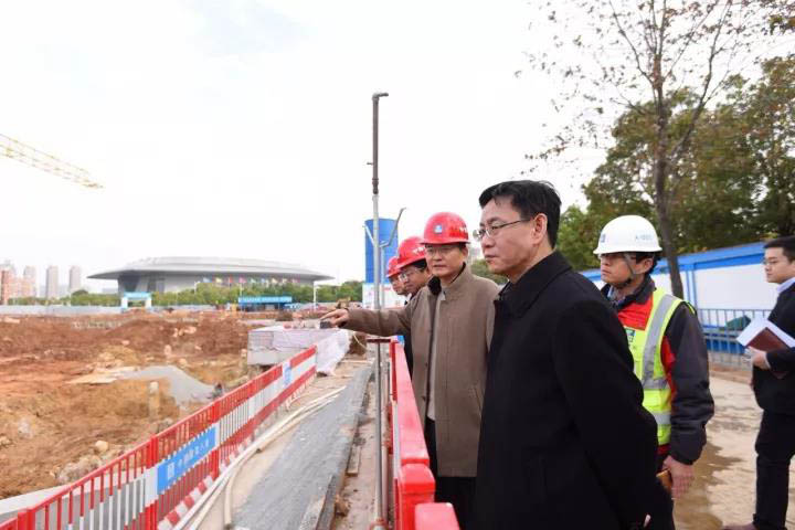 胡亚波现场调研推进军运会改造项目建设(图4)