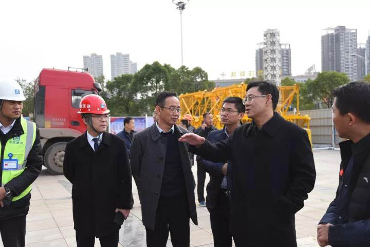 胡亚波现场调研推进军运会改造项目建设(图2)