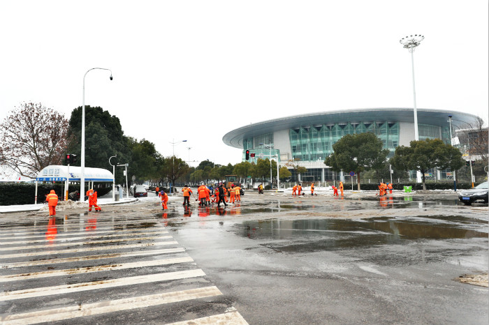 一场雪，体育中心美得不要不要的</br>但最美的风景还是他们(图16)