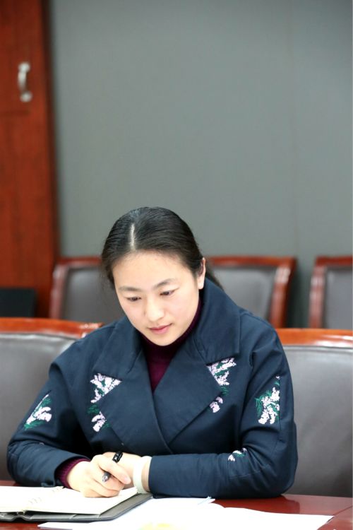 冯爱明参加指导公司领导班子民主生活会(图7)