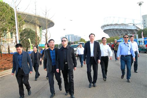 军运会执委会主任杨剑调研武汉体育中心军运会场馆建设(图2)