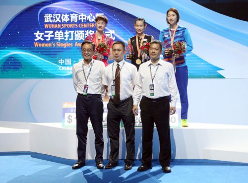 亚锦赛在武汉体育中心落幕  国羽收获两个双打冠军(图13)