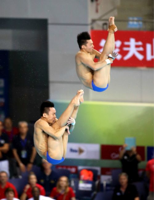 跳水世界杯第五日  中国组合陈艾森/杨昊以绝对优势夺冠(图4)