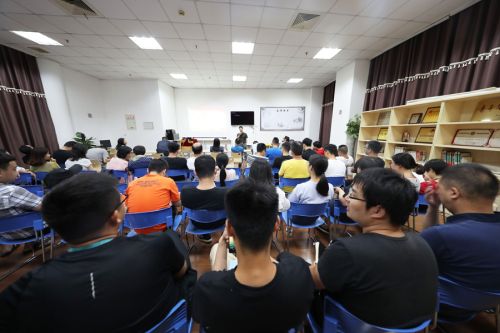 第五期“新时代大讲堂”暨“七一”建党节纪念活动在武汉体育中心举行(图3)