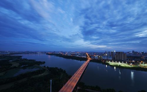 武汉体育中心举办第十三期“新时代大讲堂”(图3)