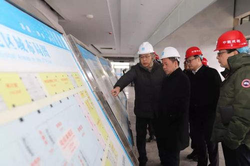 市委常委、宣传部长张世华调研军运会主媒体中心(图2)