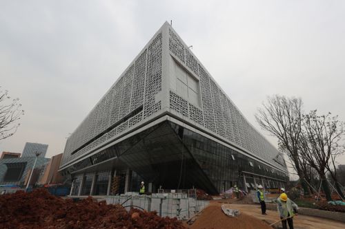 蒋超良王晓东到武汉体育中心调研(图3)