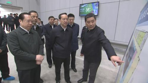 蒋超良王晓东到武汉体育中心调研(图1)