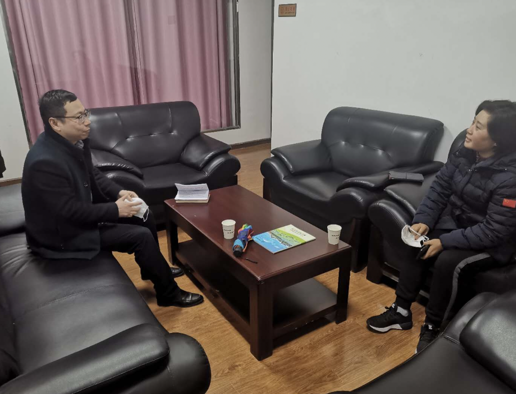 公司领导带队进村入户开展疫情防控宣传(图4)